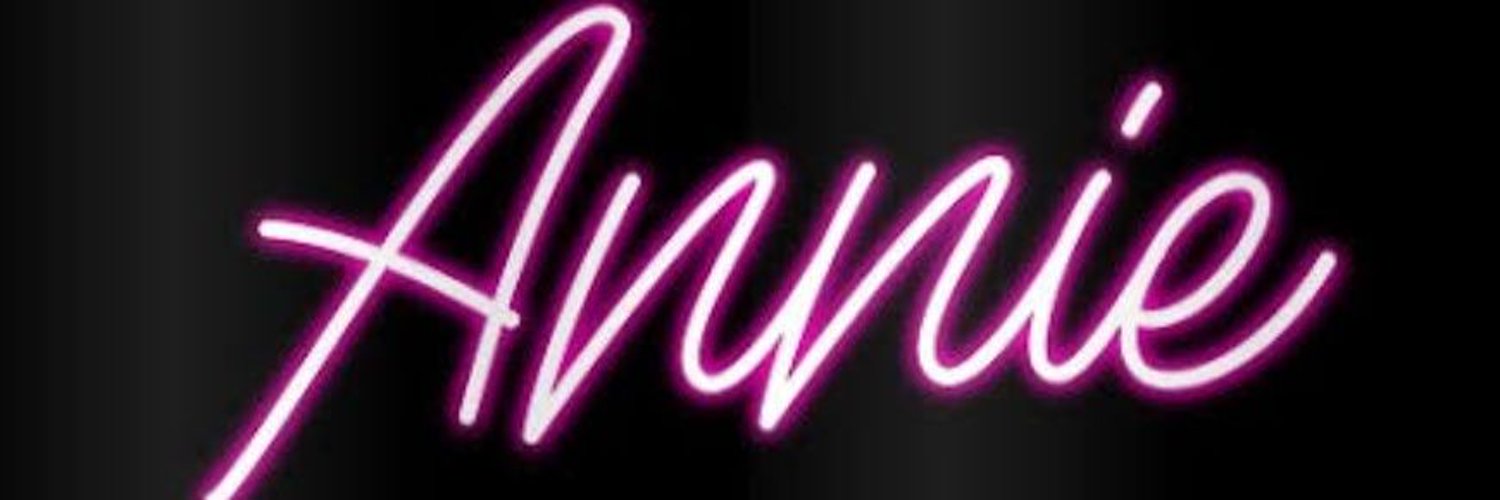 Annie 💥 ENVtuber 💫 PNGtuber 🌺 Pre Debut Soon,💥 banner